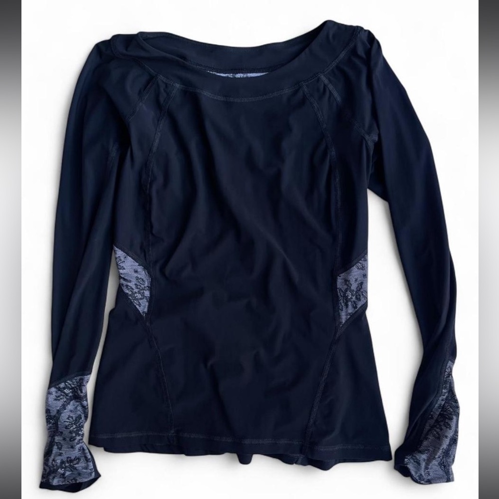 Bobbe Long Sleeve Active Top